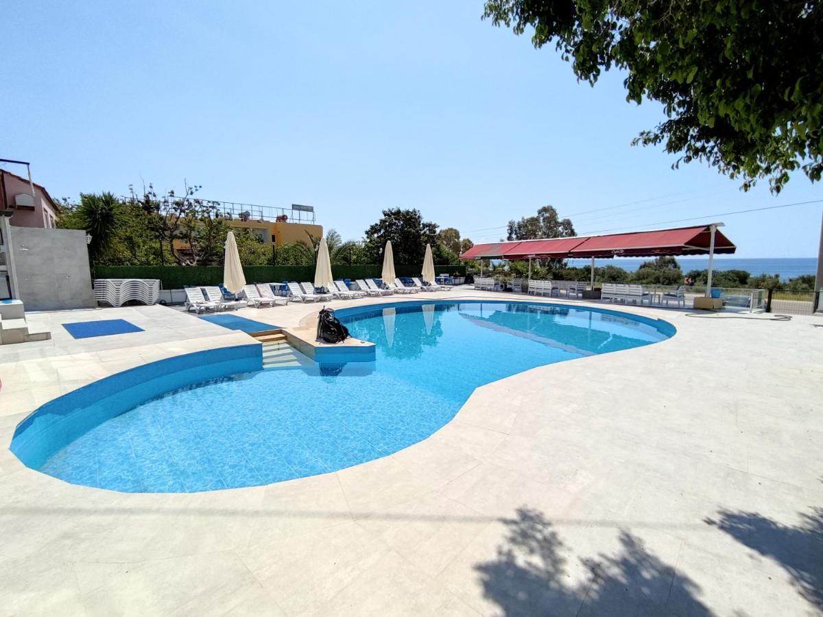 Atlantis D. M & Butik Otel Kızkalesi Eksteriør billede